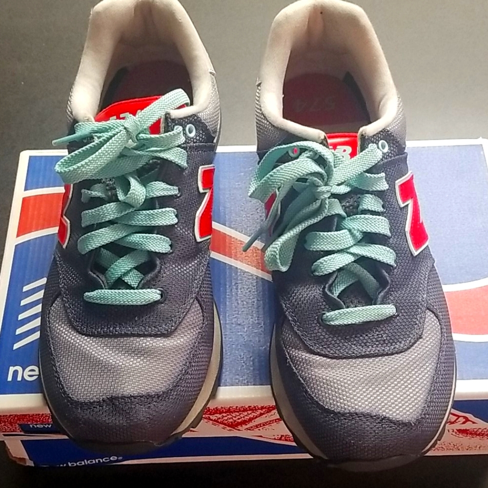 New Balance 574 Good Condition W8
